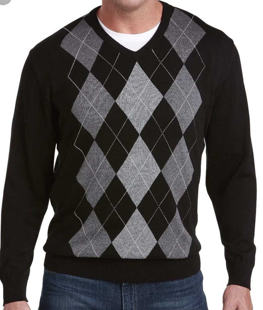 Long Sleeve Argyle V-neck Dress Sweater -Like New-